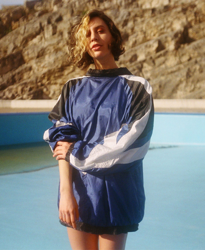 Camp_claude_2_portrait800